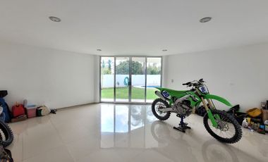 Residencia en Club Hípico Vista Real