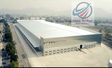 NAVE INDUSTRIAL CON ANDENES Y ESPUELA DE FERROCARRIL TLALNEPANTLA 15,778 m2 DENTRO DE PARQUE CON SEGURIDAD Y CONTROL DE ACCESOS.