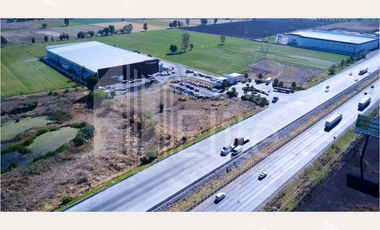 TERRENO INDUSTRIAL EN VENTA SOBRE CARRETERA 57 QUERETARO-MEXICO