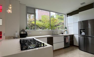 Casa AMOBLADA en Arriendo Palmas, Envigado, Antioquia