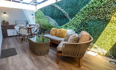 Casa en Venta en Almarena Residencial, totalmente amueblada y decorada profesionalmente