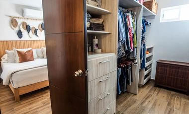 Casa en Venta en Almarena Residencial, totalmente amueblada y decorada profesionalmente