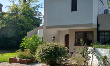 Oportunidad! Casa 5 Ambientes con Pileta en Las Praderas de Lujan