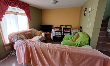 SE VENDE CASA DE DOS PLANTAS, 110,61 M² CIUDAD BICENTENARIO - QUITO - PICHINCHA - ECUADOR