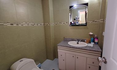 SE VENDE CASA DE DOS PLANTAS, 110,61 M² CIUDAD BICENTENARIO - QUITO - PICHINCHA - ECUADOR