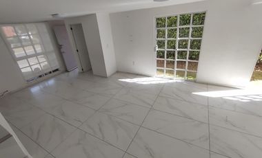 CASA EN RENTA MODELO TAHOE CON AMPLIACIÓN EN VILLAS DEL CAMPO CALIMAYA EDOMEX