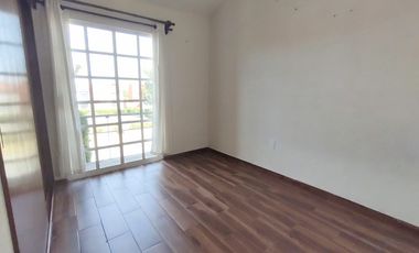 CASA EN RENTA MODELO TAHOE CON AMPLIACIÓN EN VILLAS DEL CAMPO CALIMAYA EDOMEX