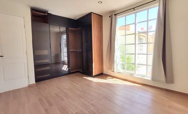 CASA EN RENTA MODELO TAHOE CON AMPLIACIÓN EN VILLAS DEL CAMPO CALIMAYA EDOMEX