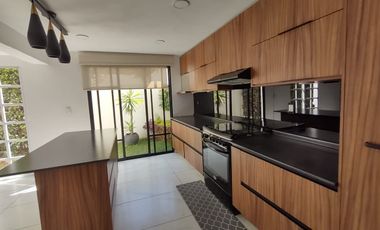 CASA EN RENTA MODELO TAHOE CON AMPLIACIÓN EN VILLAS DEL CAMPO CALIMAYA EDOMEX