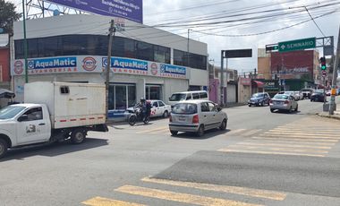 Local en renta en Toluca Seminario en esquina con Torres, planta Alta
