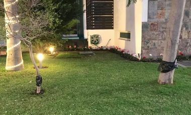 Casa en renta en Valle Real Coto Almendros de lujo