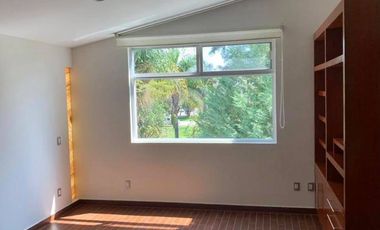 Casa en renta en Valle Real Coto Almendros de lujo