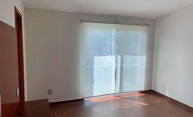 Casa en renta en Valle Real Coto Almendros de lujo