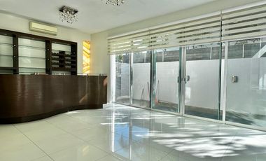 Casa en renta en Valle Real Coto Almendros de lujo