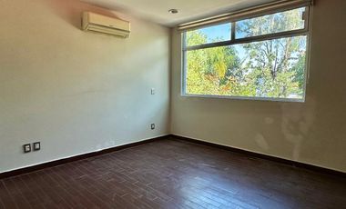 Casa en renta en Valle Real Coto Almendros de lujo