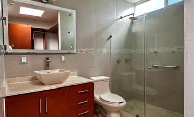 Casa en renta en Valle Real Coto Almendros de lujo