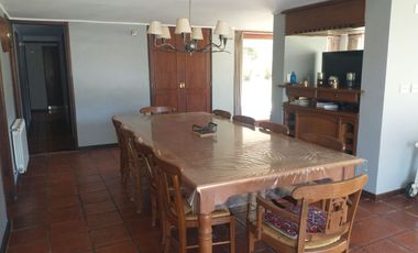 Excelente Casa 2 Plantas en Las Praderas de Lujan