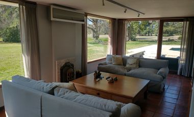 Excelente Casa 2 Plantas en Las Praderas de Lujan