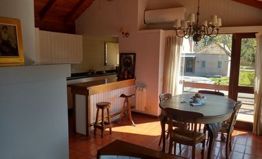 Excelente Casa 2 Plantas en Las Praderas de Lujan