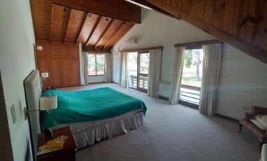 Excelente Casa 2 Plantas en Las Praderas de Lujan