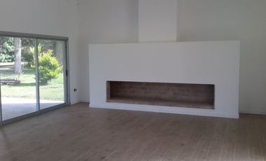 Casa en Venta - Las Praderas, Lujan