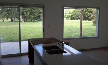 Casa en Venta - Las Praderas, Lujan