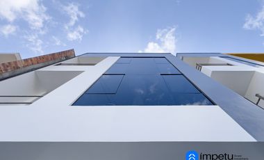 En venta casa rentera con local comercial y cuatro departamentos