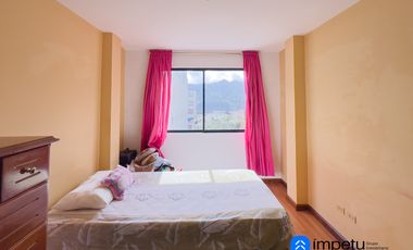 En venta casa rentera con local comercial y cuatro departamentos