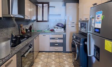 En venta casa rentera con local comercial y cuatro departamentos