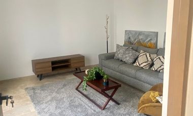 CASA EN VENTA DE 4 RECAMARAS , EN PRIVADA EN ZONA PEDREGALES