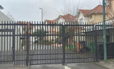 Altos del Raco, casa 3D/2B/2E/1B. Excelente ubicación.