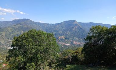 Venta hermoso Lote, vereda La Veta, Copacabana, Antioquia.