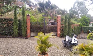 Venta hermosa Casa Finca, Sabaneta Copacabana, Antioquia.