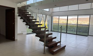 CASA EN RENTA LOMAS DEL MOLINO