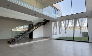 CASA EN RENTA LOMAS DEL MOLINO
