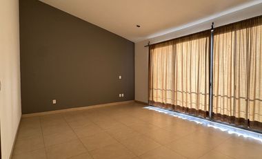 CASA EN RENTA LOMAS DEL MOLINO