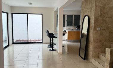 Casa en Lomas del Refugio, en renta, León, Gto