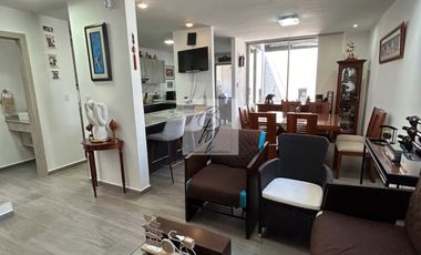 CASA EN VENTA LOS CHILLOS, AV. ILALO 3 DORMITORIOS