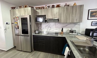 CASA EN VENTA LOS CHILLOS, AV. ILALO 3 DORMITORIOS