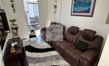 CASA EN VENTA LOS CHILLOS, AV. ILALO 3 DORMITORIOS