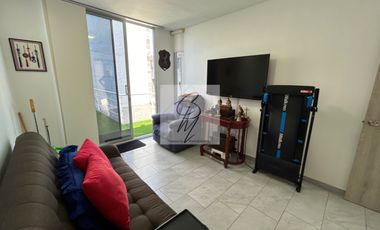 CASA EN VENTA LOS CHILLOS, AV. ILALO 3 DORMITORIOS