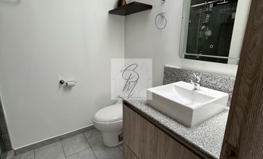 CASA EN VENTA LOS CHILLOS, AV. ILALO 3 DORMITORIOS