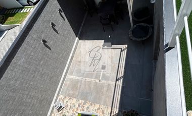 CASA EN VENTA LOS CHILLOS, AV. ILALO 3 DORMITORIOS