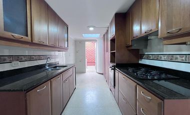 Casa en arriendo,  Loma Del Esobero, Poblado, Medellin