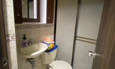 VENTA DE APARTAMENTO NIVEL CUARTO, BUENA UBICACION EN EL BARRIO EL REFUGIO AL SUR DE CALI
