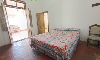 AMPLIA CASA EN VENTA ZONA CENTRO DE PARANA