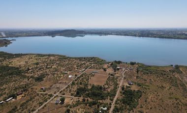 Se venden terrenos de 5000 m2 en Lago Colbun Machicura sector Invernada