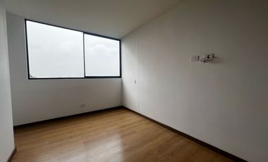 Apartamento en arriendo Loma Del Escobero, Poblado,  Medellin