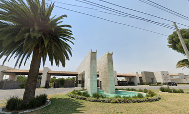 CASA EN REMATE BANCARIO EN RESIDENCIAL VALLE DE LAS FLORES