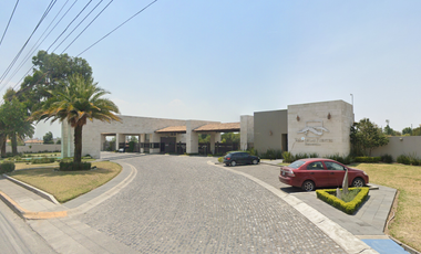 CASA EN REMATE BANCARIO EN RESIDENCIAL VALLE DE LAS FLORES